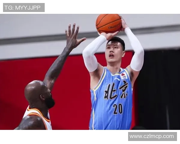 上海篮球队在邀请赛积分榜中以50分稳居第一名表现出色